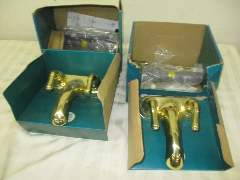 lot 114 image: 2 Select Faucets