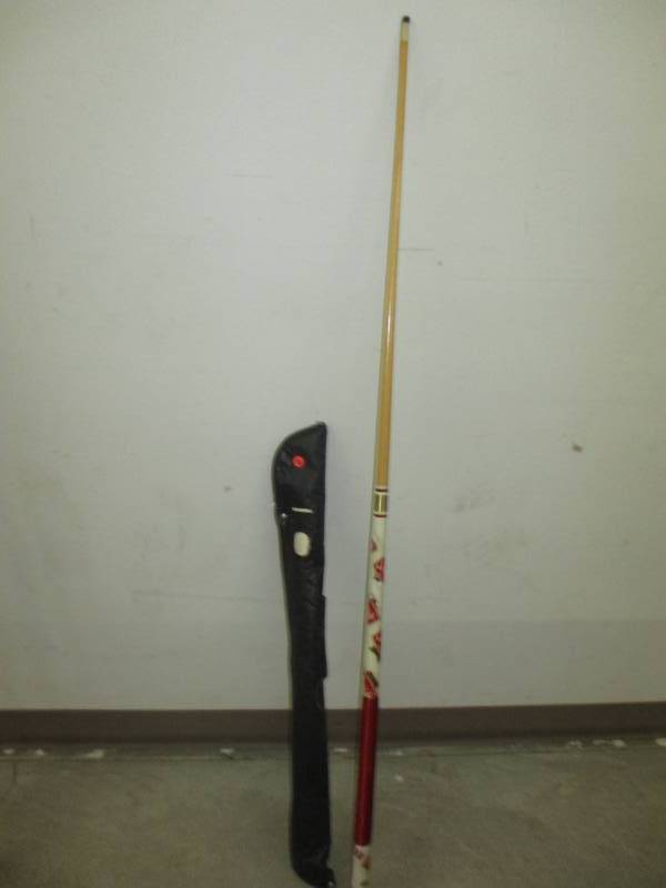 lot 133 image: Schmidt Pool Stick