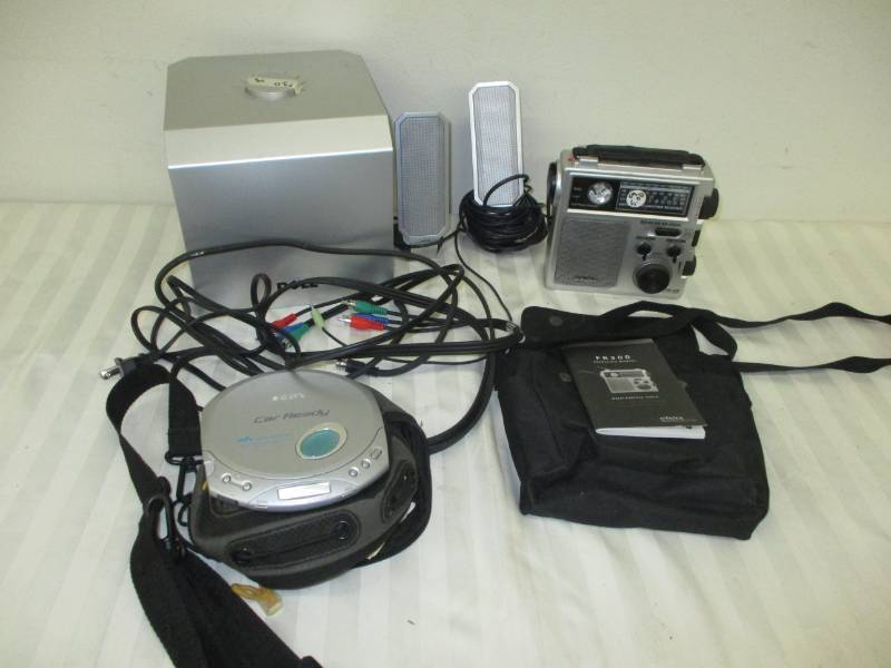 lot 146 image: Dell Speakers, Multi Purpose Radio and Walkman