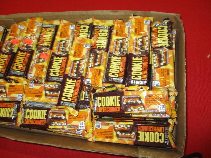 lot 182 image: 48 Herseys Cookie Layer Bars