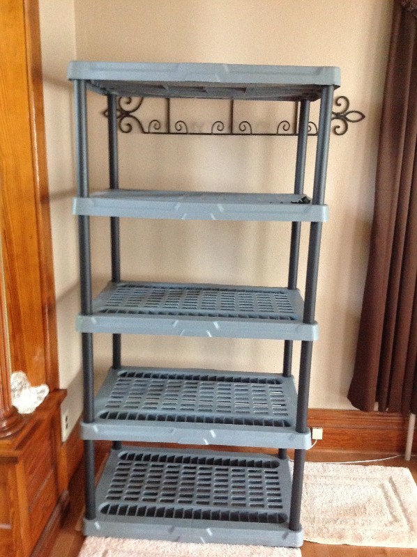 lot 38 image: Shelving Unit