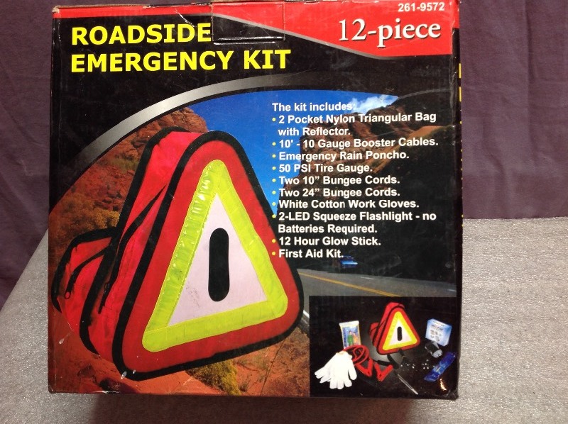 lot 50 image: Roadside Emergency Kit