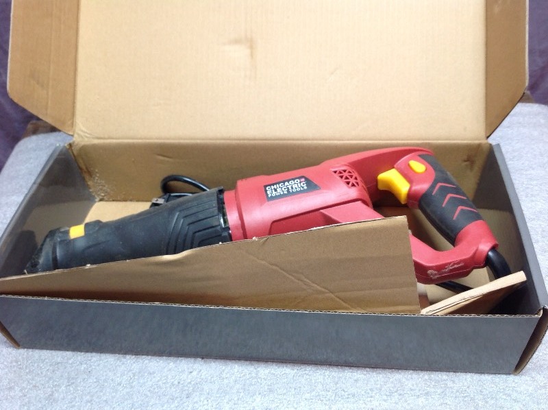 lot 54 image: 6 Amp Reciprocating Saw with Rotating Handle