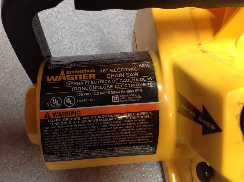 lot 55 image: 16 Electric Chain Saw
