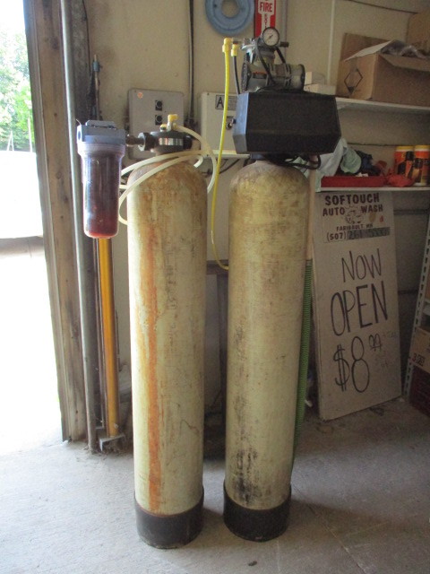 lot 40 image: Commercial Rust Remover