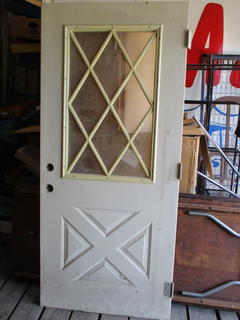 lot 44 image: Exterior Door