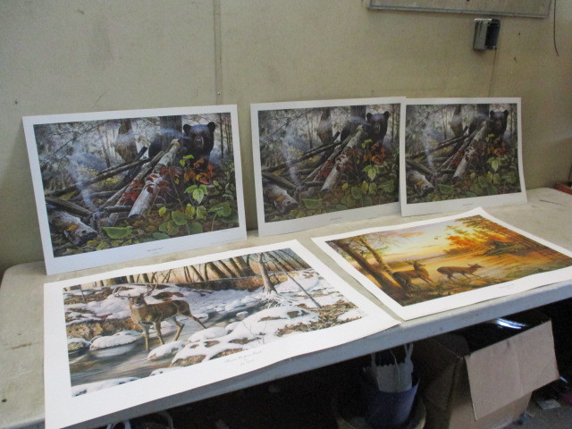 lot 115 image: Wildlife Prints