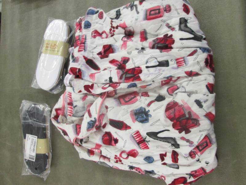 lot 61 image: 2 Packs Summer Socks, Large Ladies ...
