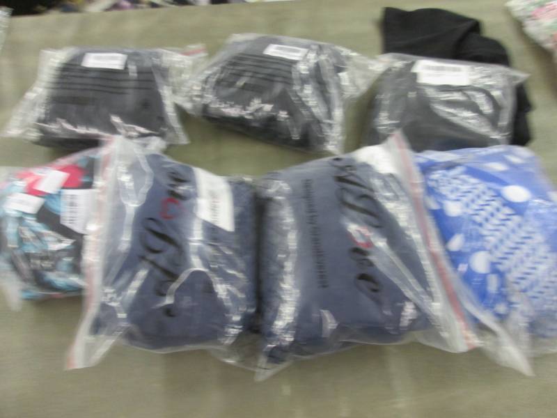 lot 66 image: Lot of 8 Ladies Swimwear Items- ass...