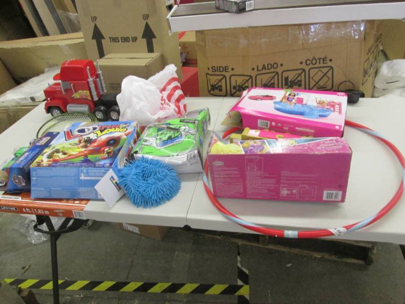 lot 151 image: Lot of Assorted Toys...