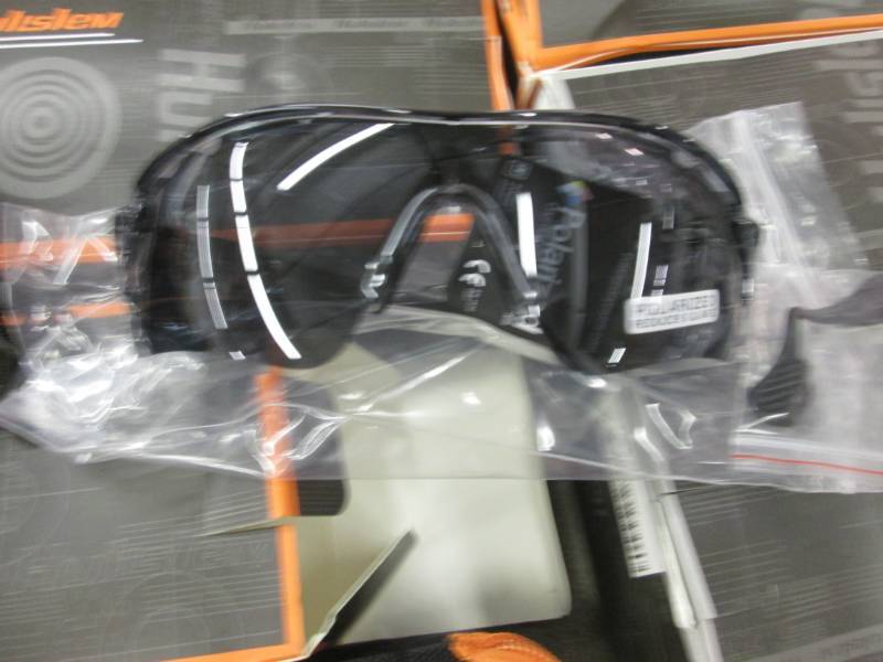 lot 231 image: 5 Pair Hullslem...