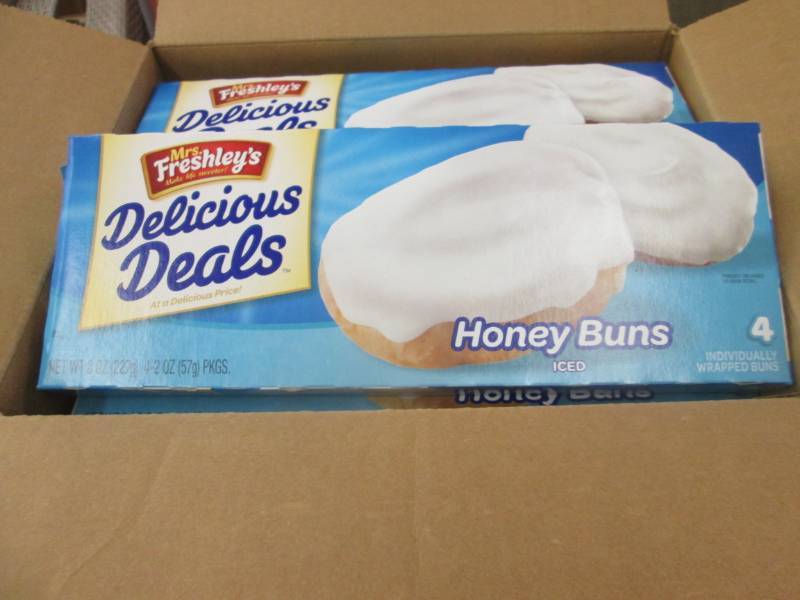 lot 312 image: Case of 16-8 oz Boxes Mrs. Freshley...