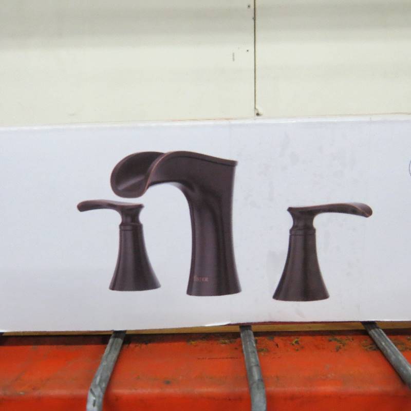 lot 32 image: Pfister Jaida 8 In. Widespread 2-Handle Bathroom Faucet in Tuscan Bronze