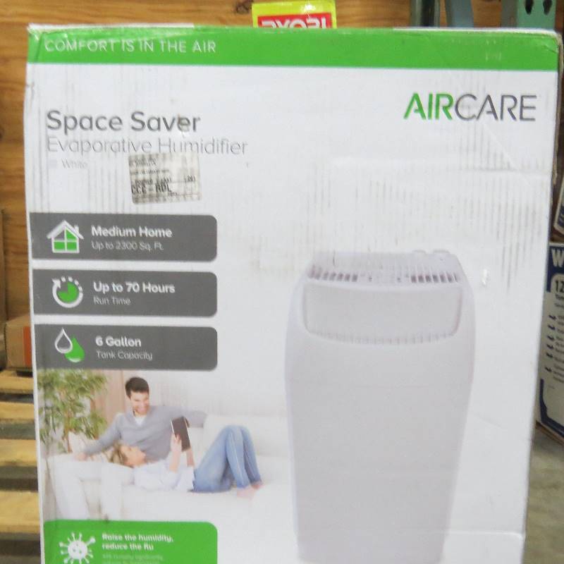 lot 28 image: Aircare 6-Gal. Evaporative Humidifier for 2,300 Sq. Ft.