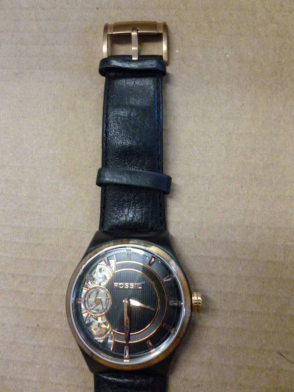 lot 25 image: Fossil Watch