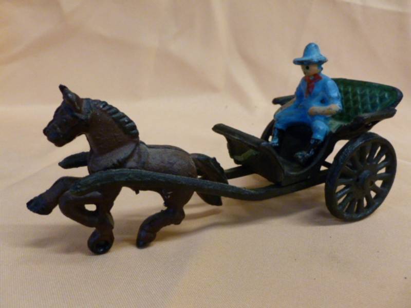 lot 51 image: Collectible