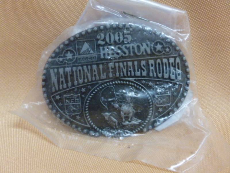 lot 59 image: Collectible Belt Buckle