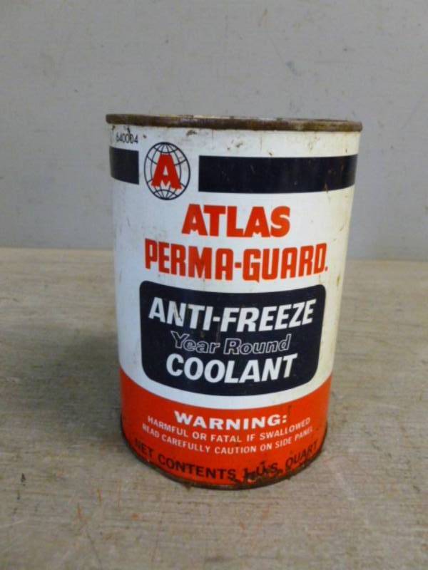 lot 113 image: Vintage Oil Can