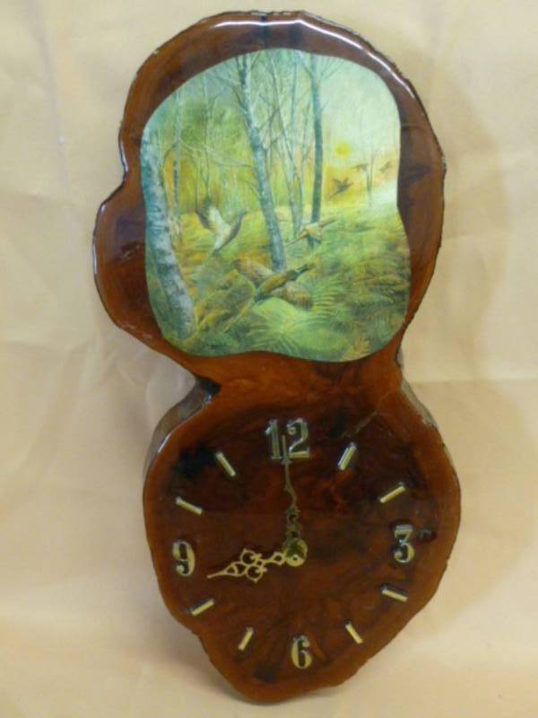 lot 135 image: Clock