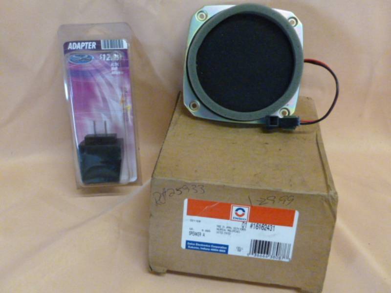 lot 136 image: New Car Speaker