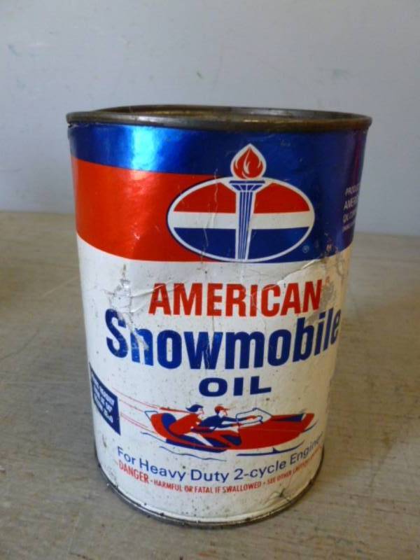 lot 206 image: Vintage Oil Can