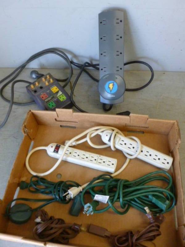 lot 208 image: Monster Power Supply