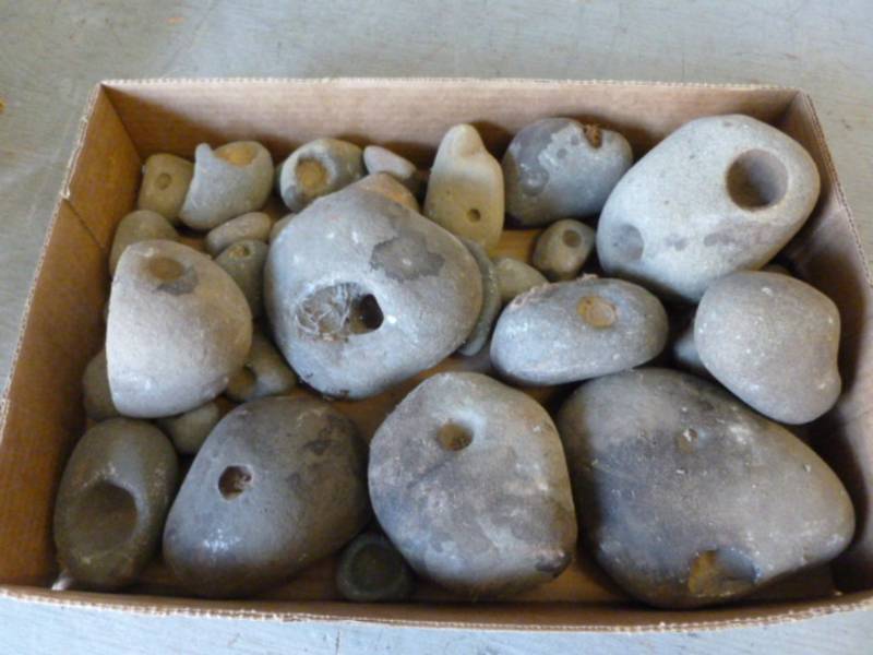lot 221 image: Native American Items