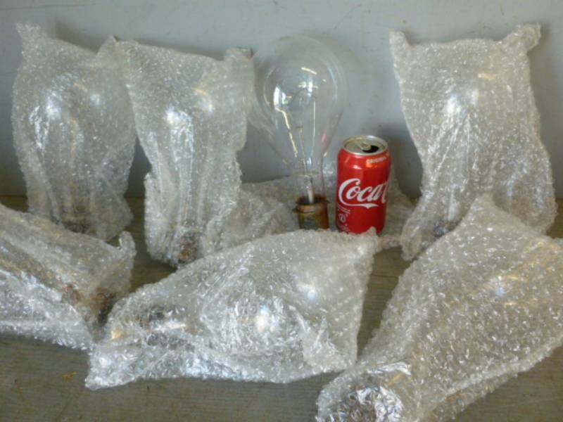 lot 229 image: Vintage Light Bulbs