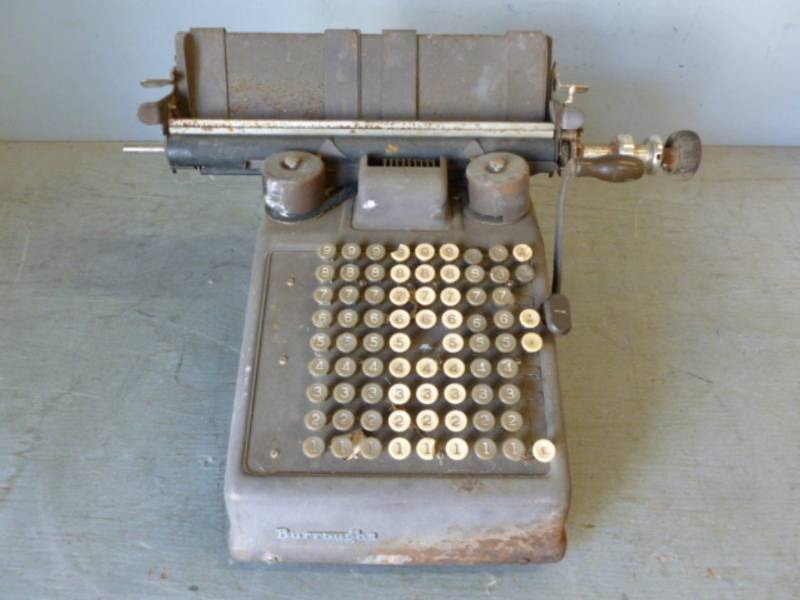 lot 234 image: Vintage Adding Machine