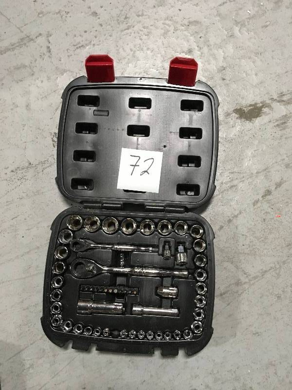 lot 72 image: Husky 14 in. and 38 in. Drive SAE and Metric Pass-Thru Mechanics Tool Set (55-Piece) in good condition