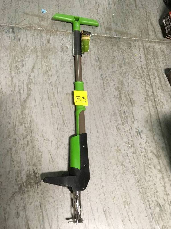 lot 53 image: Ames Stand-Up Weeder not used