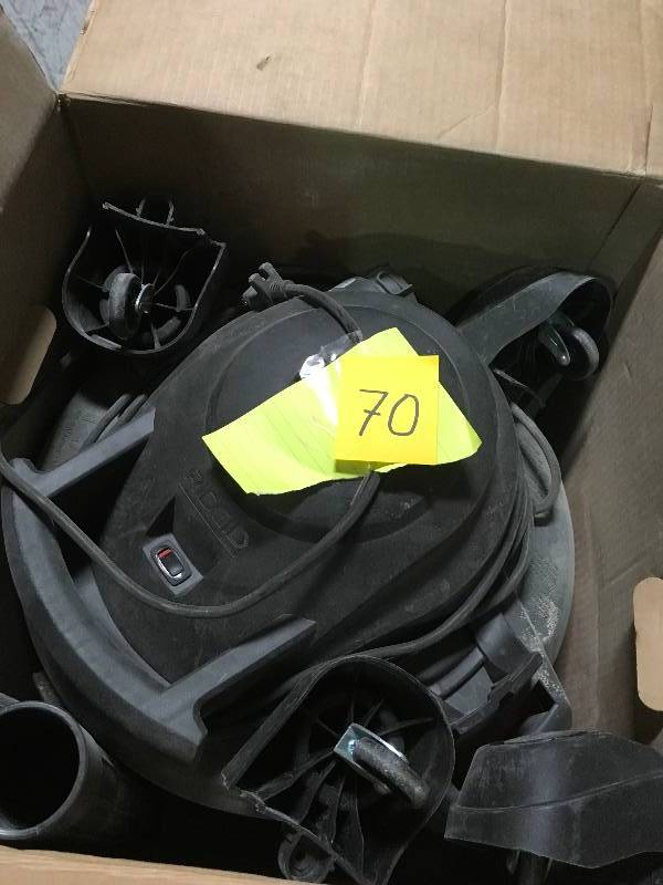 lot 70 image: RIDGID 12 Gal. 5.0-Peak HP WetDry Vacuum used in working condition