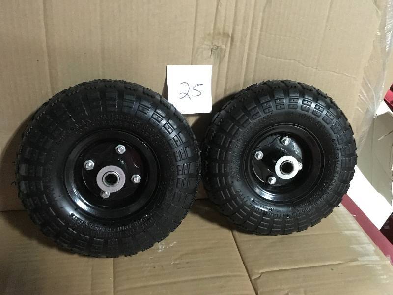 lot 25 image: Lot of 2 - Hi-Run 4.103.50-4 4PR Sawtooth SU06 4PR Tubeless not used