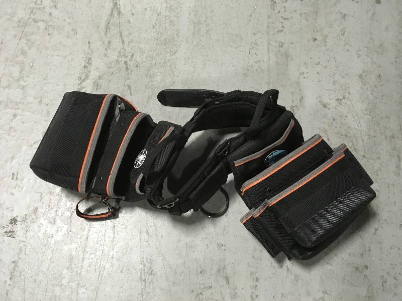 lot 37 image: Klein Tools Medium Tradesman Pro Black Nylon Electricians Tool Belt in good condition