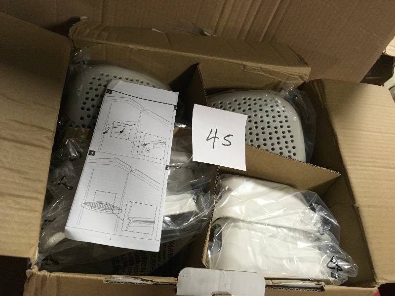 lot 45 image: STERLING 88038700-0 STORE Family 12-Piece Shelf Kit in White not used