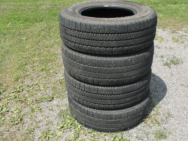 SET OF 4  - USED GOODYEAR TIRES    P255  75R17