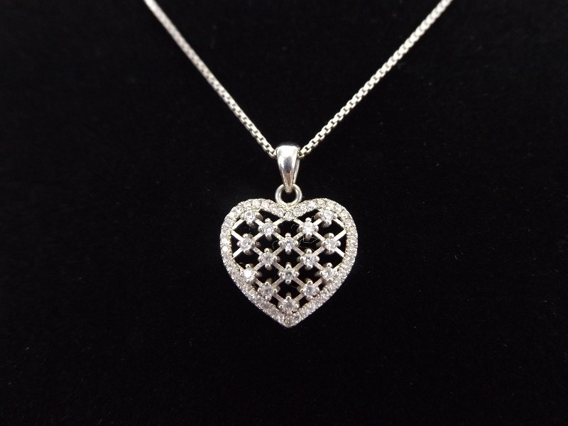 .925 Sterling Silver Crystal Heart Pendant Necklace