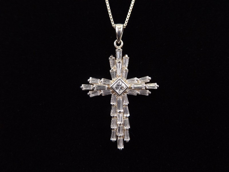 .925 Sterling Silver Crystal Cross Pendant Necklace