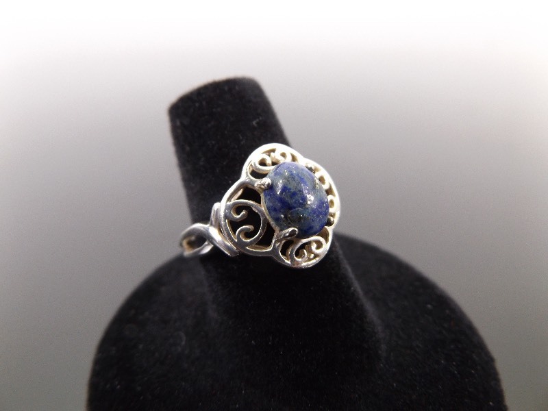 .925 Sterling Silver Lapis Lazuli Cabochon Ring Size 7