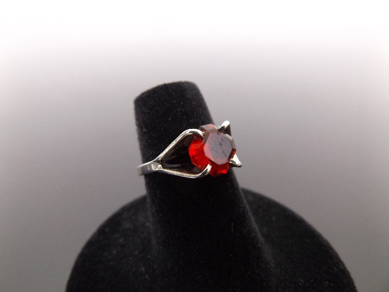 .925 Sterling Silver Red Ruby Crystal Ring Size 5