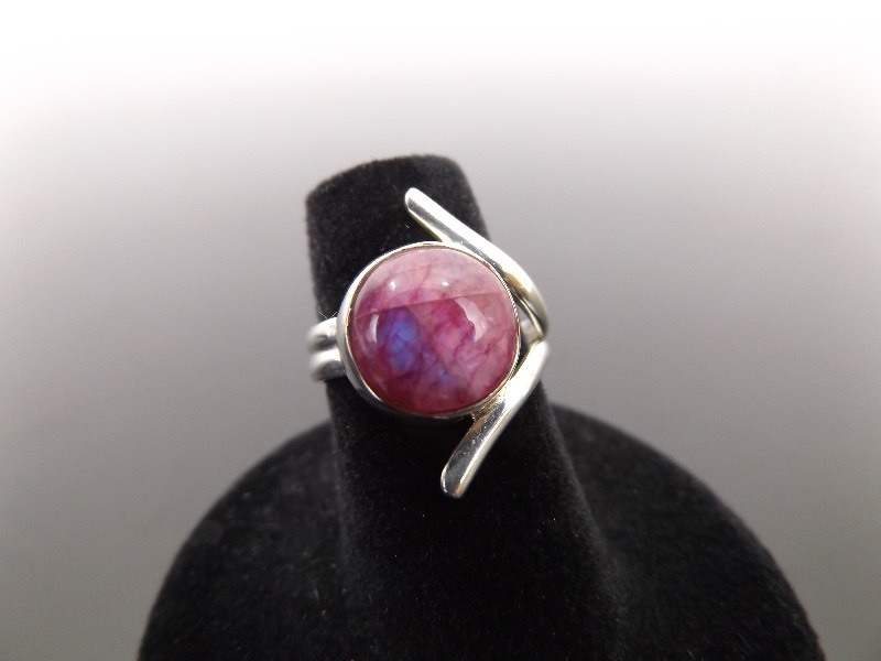 .925 Sterling Silver Pink Moonstone Ring Size 5.5