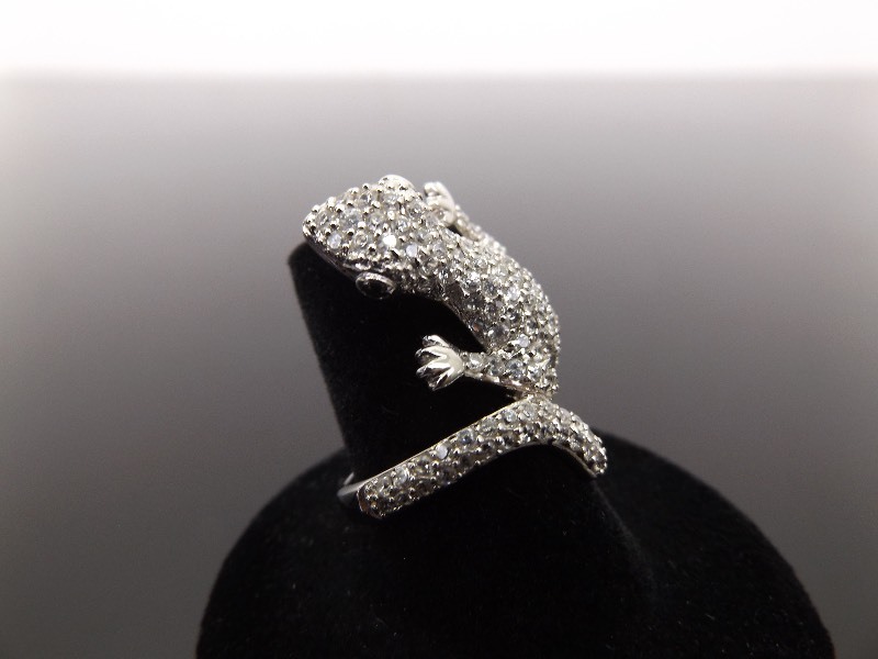 .925 Sterling Silver SalamanderGecko Crystal Ring Size 8