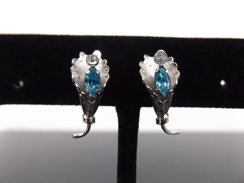 NEW .925 Sterling Silver Topaz Crystal Flower Screw Back Earrings