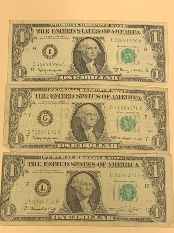 (4) U.S. $1 Bills