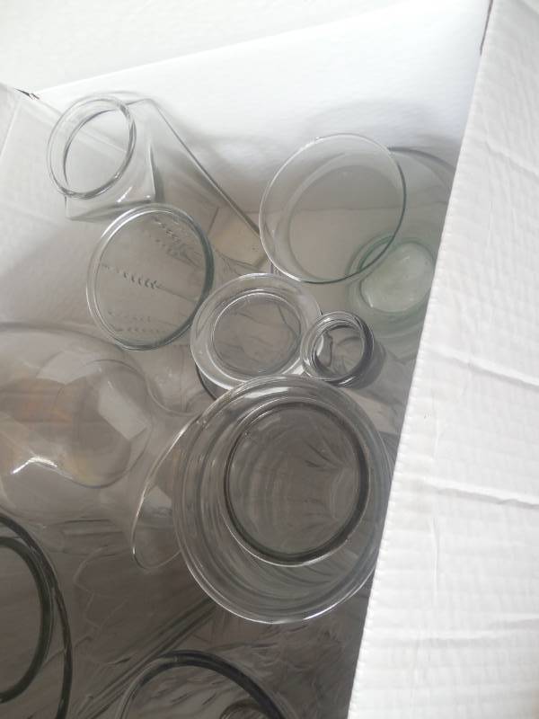 lot 35 image: BOX LOT OF VASES
