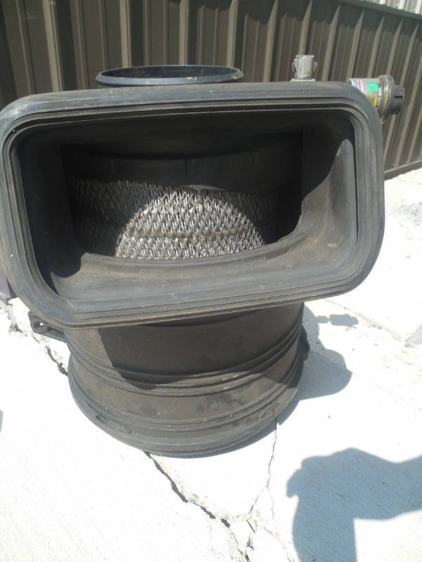 lot 43 image: AIR FILTER