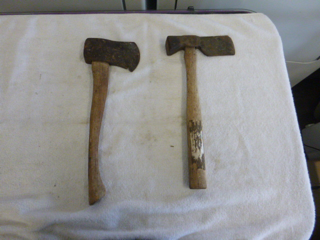 2 Hatchets
