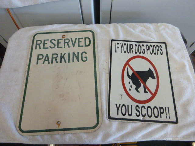 2 Metal Signs