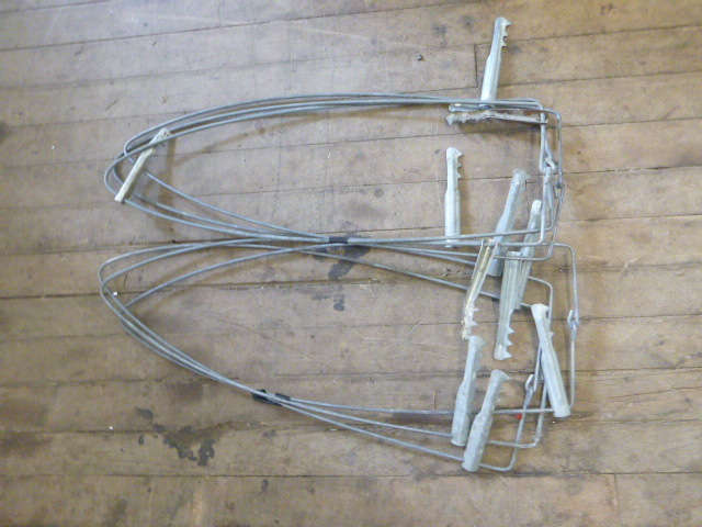 6 Pelt Stretchers