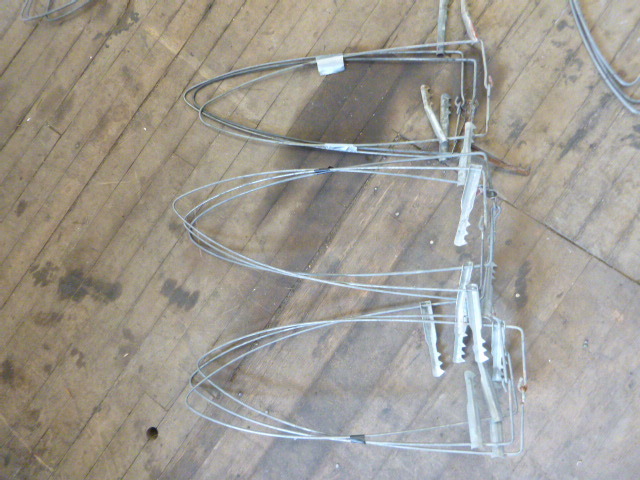 9 Pelt Stretchers